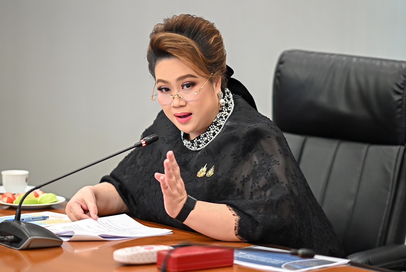 &ldquo;ศุภมาส&rdquo; ส่ง สคบ. ผนึก อย. คุมเข้ม &ldquo;ทองคำเปลวกินได้&rdquo; หลังพบโฆษณาเกินจริงว่อนโซเชียล จี้แพลตฟอร์มดังปิดกั้น เตือนผู้บริโภคเช็กก่อนซื้อ หวั่นส่งผลต่อสุขภาพ